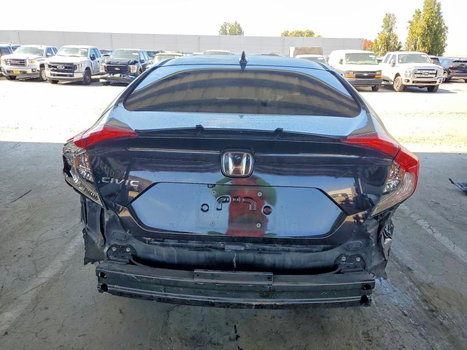 Продажа на аукционе авто 2017 Honda Civic, vin: 2HGFC2F70HH501092, номер лота: 69350486