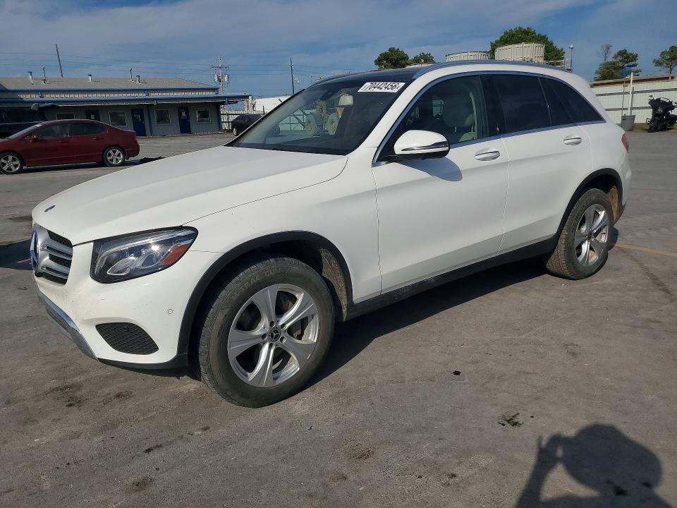 70442456 :رقم المزاد ، WDC0G4KB8JV107216 vin ، 2018 Mercedes-benz Glc مزاد بيع