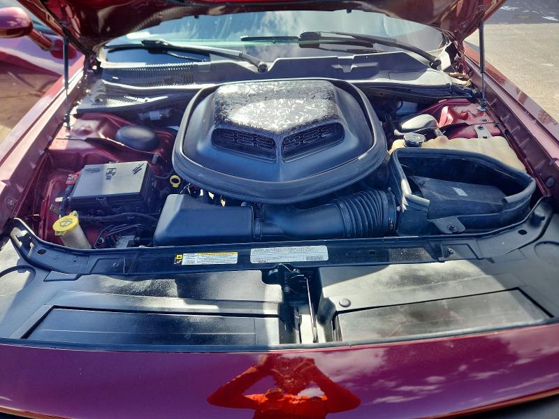 70797896 :رقم المزاد ، 2C3CDZBT6JH178400 vin ، 2018 Dodge Challenger مزاد بيع