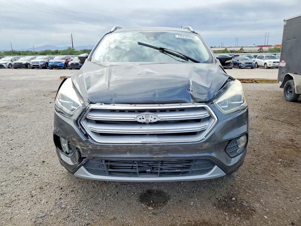 Продажа на аукционе авто 2018 Ford Escape, vin: 1FMCU9J93JUA72352, номер лота: 70330936