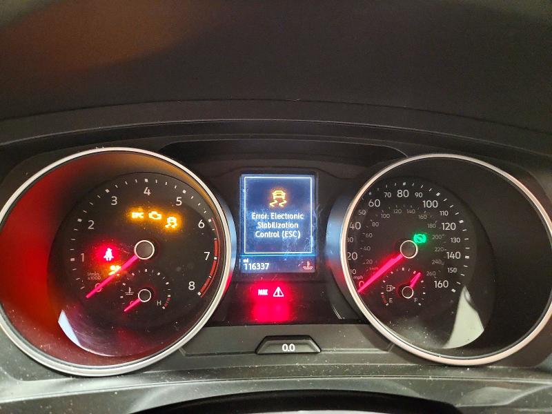 Продаж на аукціоні авто 2018 Volkswagen Tiguan, vin: 3VV0B7AX0JM028251, номер лоту: 69435996