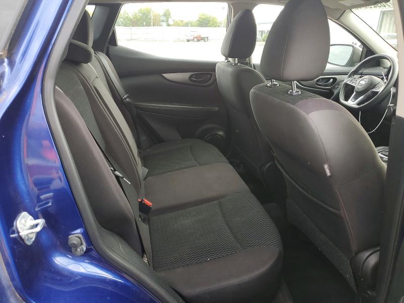 70929646 :رقم المزاد ، JN1BJ1CPXJW105666 vin ، 2018 Nissan Rogue Sport مزاد بيع