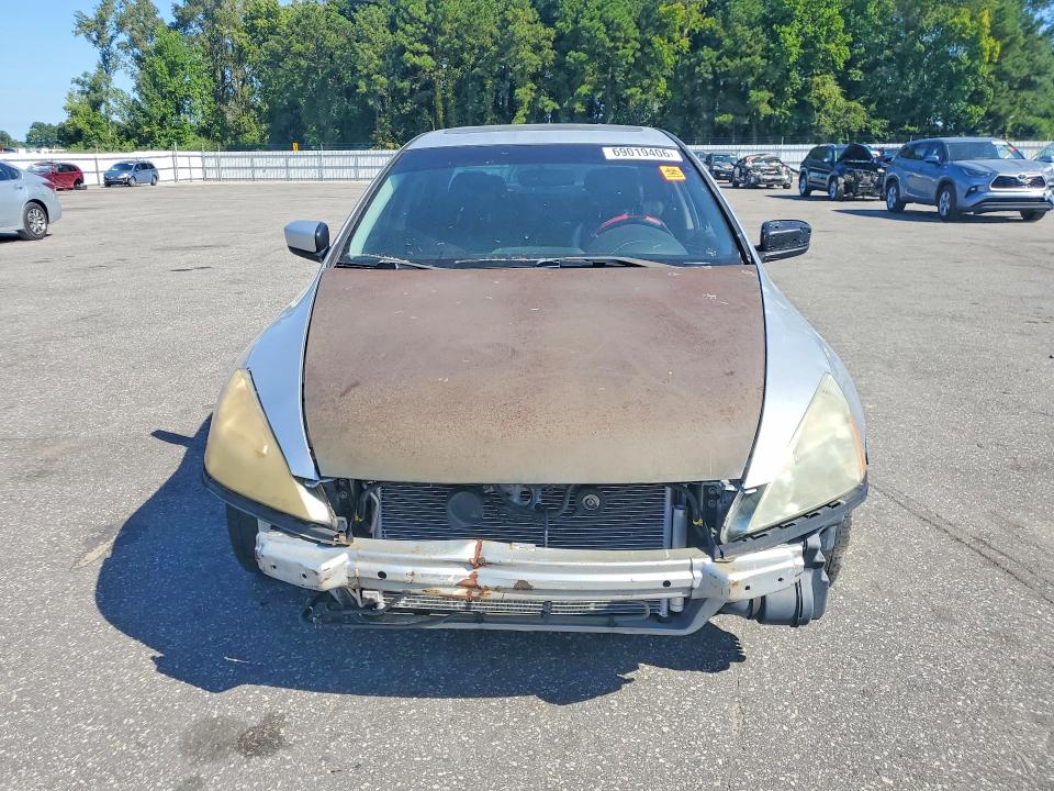 69019406 :رقم المزاد ، 1HGCM66555A032811 vin ، 2005 Honda Accord مزاد بيع