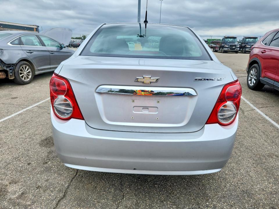 69970616 :رقم المزاد ، 1G1JC5SHXC4101435 vin ، 2012 Chevrolet Sonic مزاد بيع