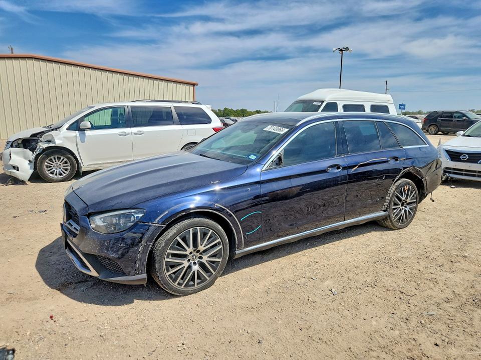 Продаж на аукціоні авто 2022 Mercedes-benz E, vin: W1KZH6AB6NB031001, номер лоту: 70149966
