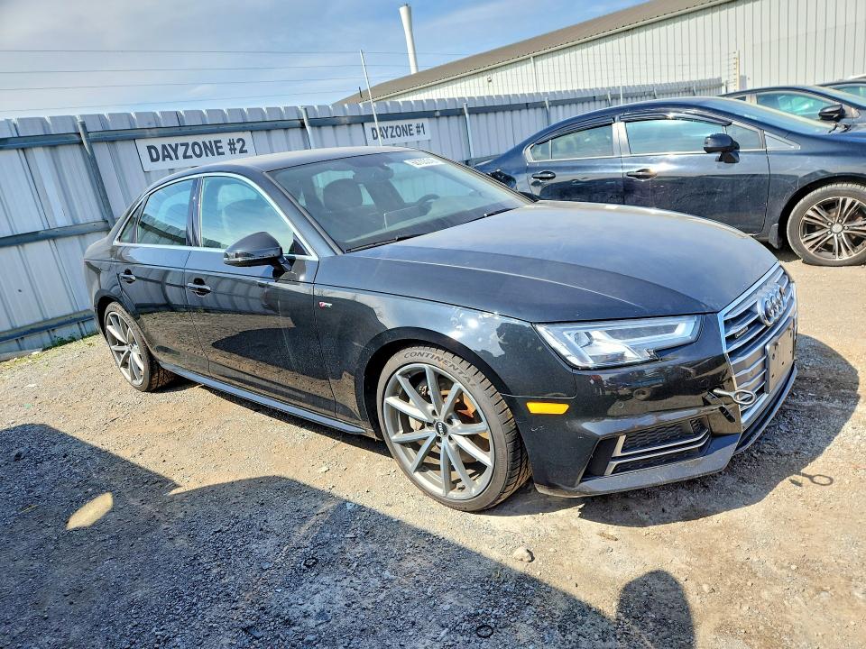 68703316 :رقم المزاد ، WAURNAF44JA225393 vin ، 2018 Audi A4 مزاد بيع