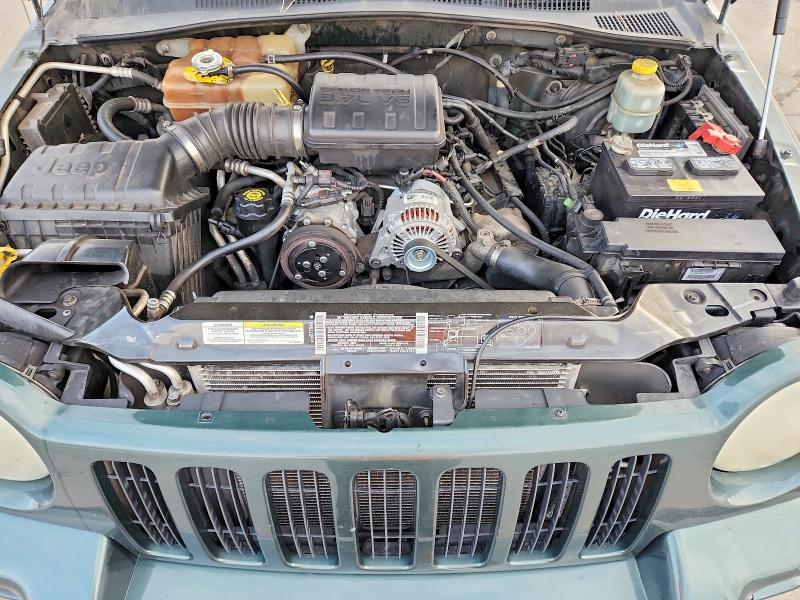 70136196 :رقم المزاد ، 1J8GL58K32W352748 vin ، 2002 Jeep Liberty مزاد بيع