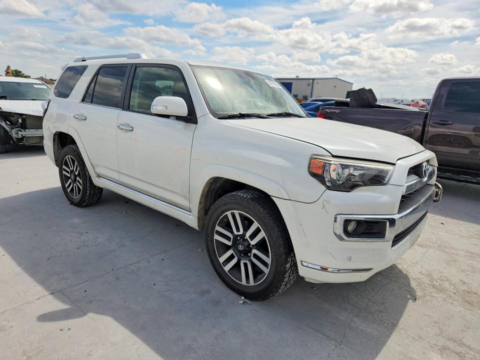 69755556 :رقم المزاد ، JTEBU5JR3H5427609 vin ، 2017 Toyota 4runner مزاد بيع