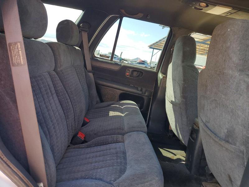 71061346 :رقم المزاد ، 1GNDT13W3X2249526 vin ، 1999 Chevrolet Blazer مزاد بيع