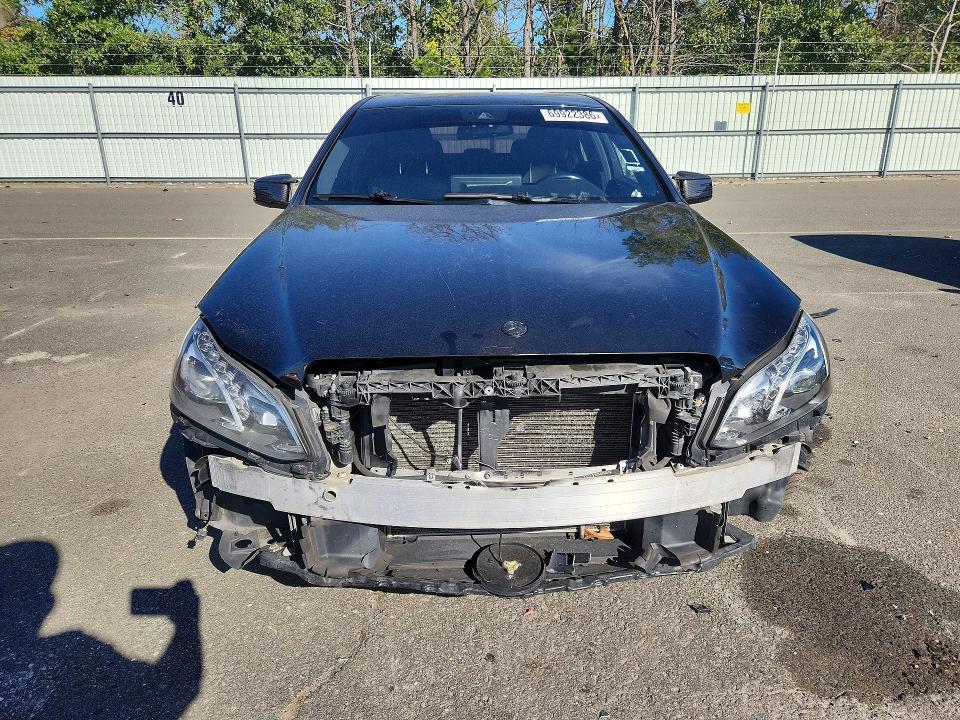 69922386 :رقم المزاد ، WDDHF8JB8EA824125 vin ، 2014 Mercedes-benz E مزاد بيع