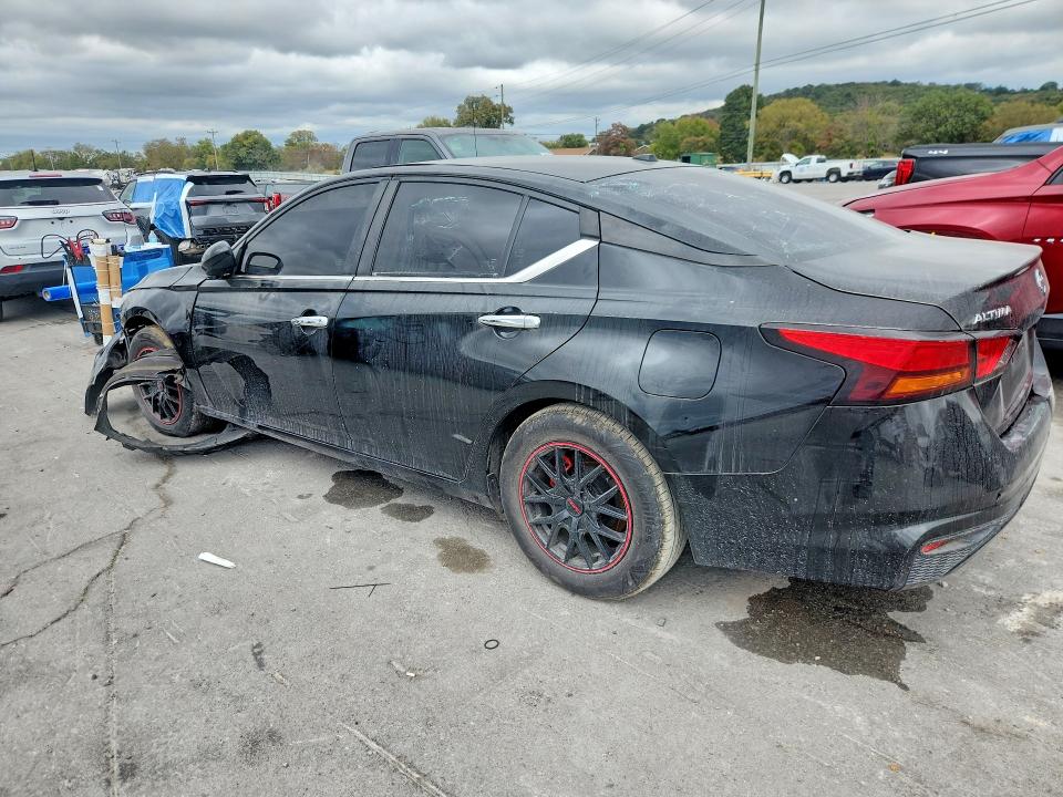 70330926 :رقم المزاد ، 1N4BL4BV4KC209443 vin ، 2019 Nissan Altima مزاد بيع