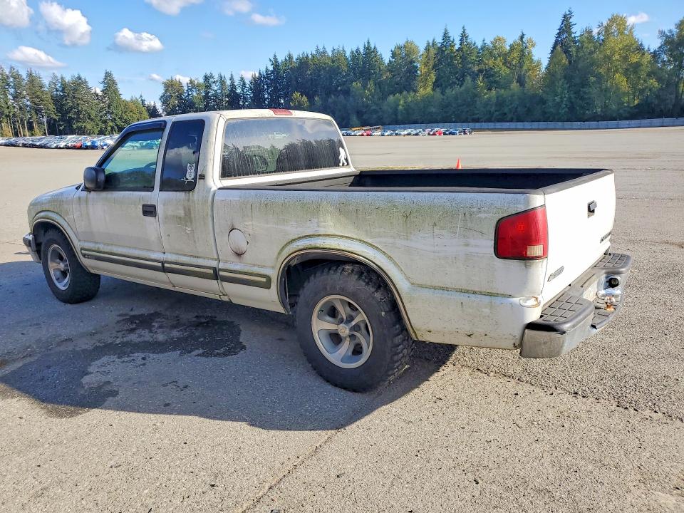 69063146 :رقم المزاد ، 1GCCS19W518126684 vin ، 2001 Chevrolet S Truck مزاد بيع