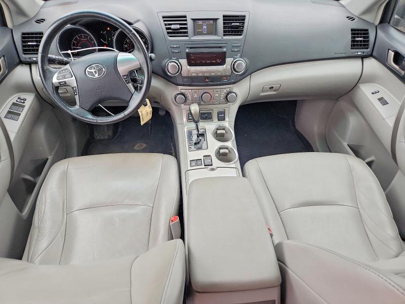Продажа на аукционе авто 2011 Toyota Highlander, vin: 5TDBK3EH4BS057112, номер лота: 69261296