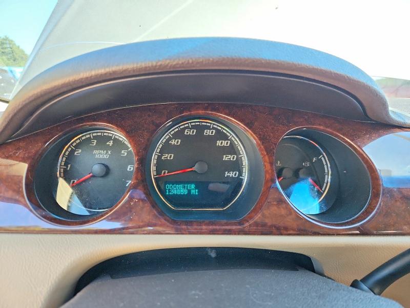 68382306 :رقم المزاد ، 1G4HC5EM2AU137224 vin ، 2010 Buick Lucerne مزاد بيع