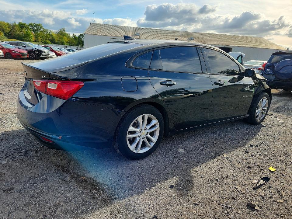 Продажа на аукционе авто 2017 Chevrolet Malibu, vin: 1G1ZE5ST4HF140146, номер лота: 69855076