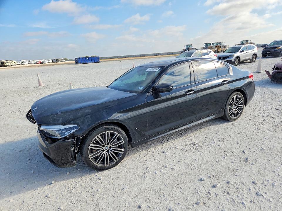 68008506 :رقم المزاد ، WBAJE5C31HG917294 vin ، 2017 Bmw 540 مزاد بيع
