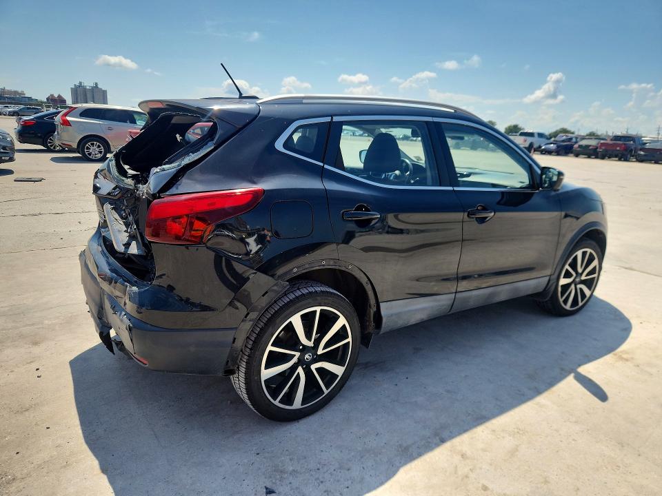 Продажа на аукционе авто 2018 Nissan Rogue Sport, vin: JN1BJ1CPXJW101312, номер лота: 69087986