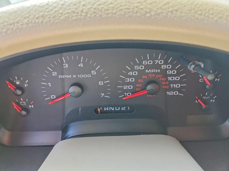 61702706 :رقم المزاد ، 1FTPX14595FB62977 vin ، 2005 Ford F150 مزاد بيع
