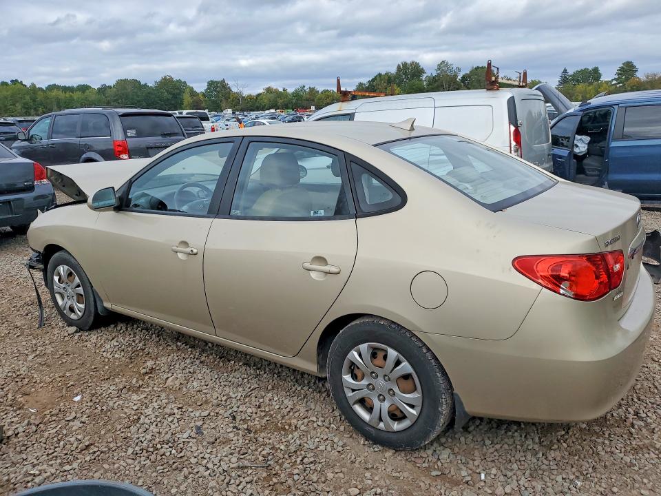 2010 Hyundai Elantra მანქანა იყიდება აუქციონზე, vin: KMHDU4AD6AU948147, აუქციონის ნომერი: 70700146