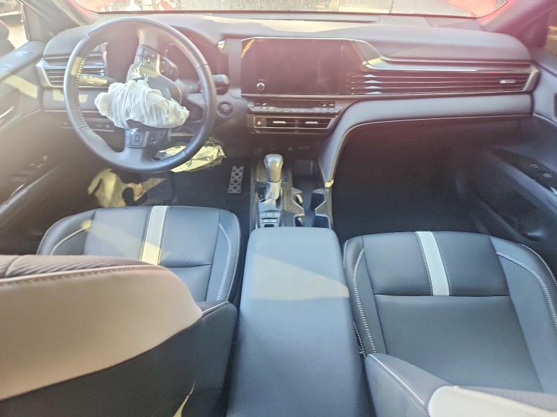 65854036 :رقم المزاد ، 4T1DBADK5SU028655 vin ، 2025 Toyota Camry مزاد بيع