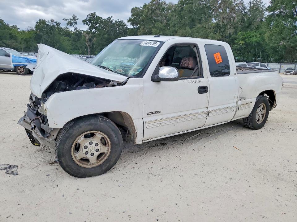 2002 Chevrolet Silverado მანქანა იყიდება აუქციონზე, vin: 2GCEC19T221395712, აუქციონის ნომერი: 70494616