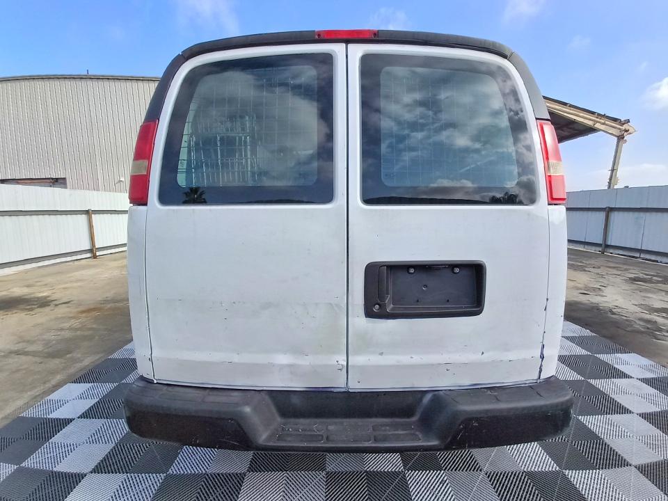 67372196 :رقم المزاد ، 1GCSGAFX4C1144955 vin ، 2012 Chevrolet Express G1500 مزاد بيع