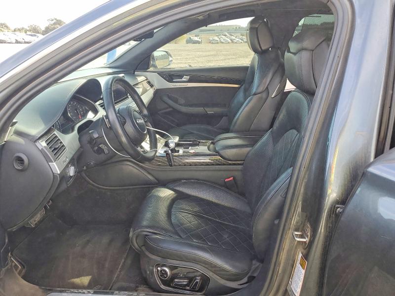 2013 Audi S8 მანქანა იყიდება აუქციონზე, vin: WAUD2AFD3DN015495, აუქციონის ნომერი: 66857636