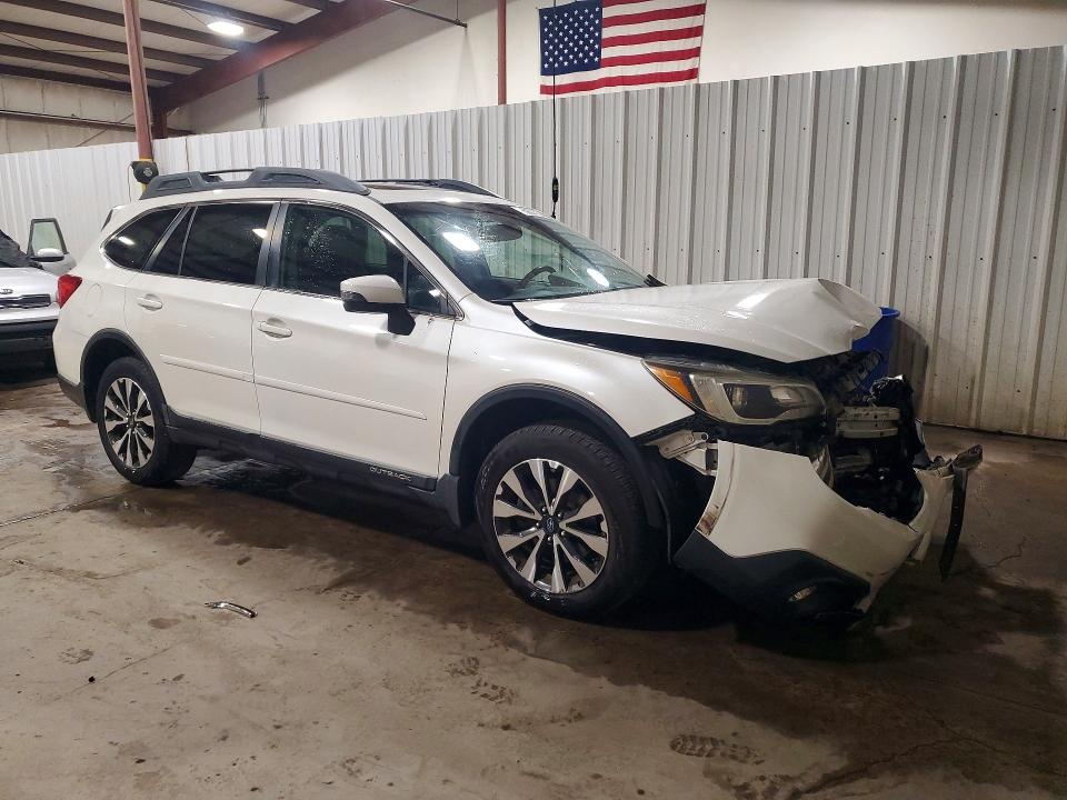 69507226 :رقم المزاد ، 4S4BSANC6F3324892 vin ، 2015 Subaru Outback مزاد بيع