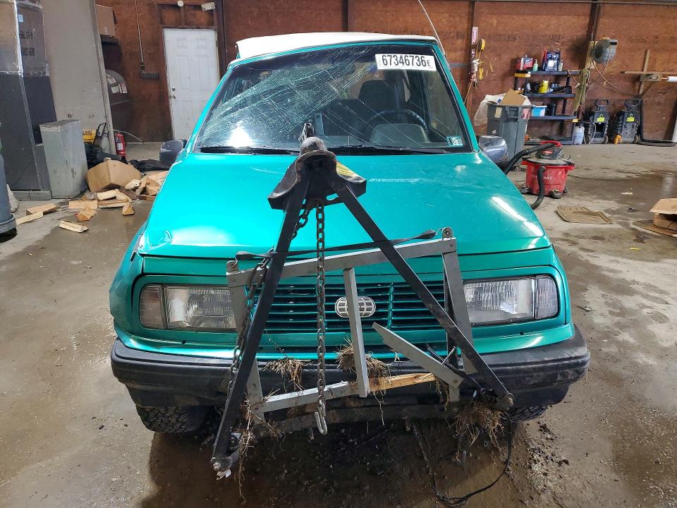 Продажа на аукционе авто 1995 Geo Tracker, vin: 2CNBJ186XS6938338, номер лота: 67346736