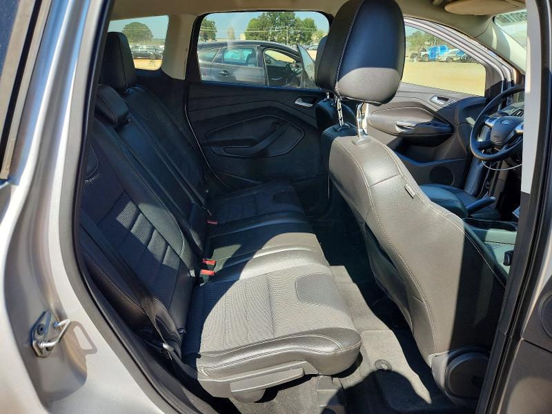 2014 Ford Escape მანქანა იყიდება აუქციონზე, vin: 1FMCU0GX5EUD63555, აუქციონის ნომერი: 71168016