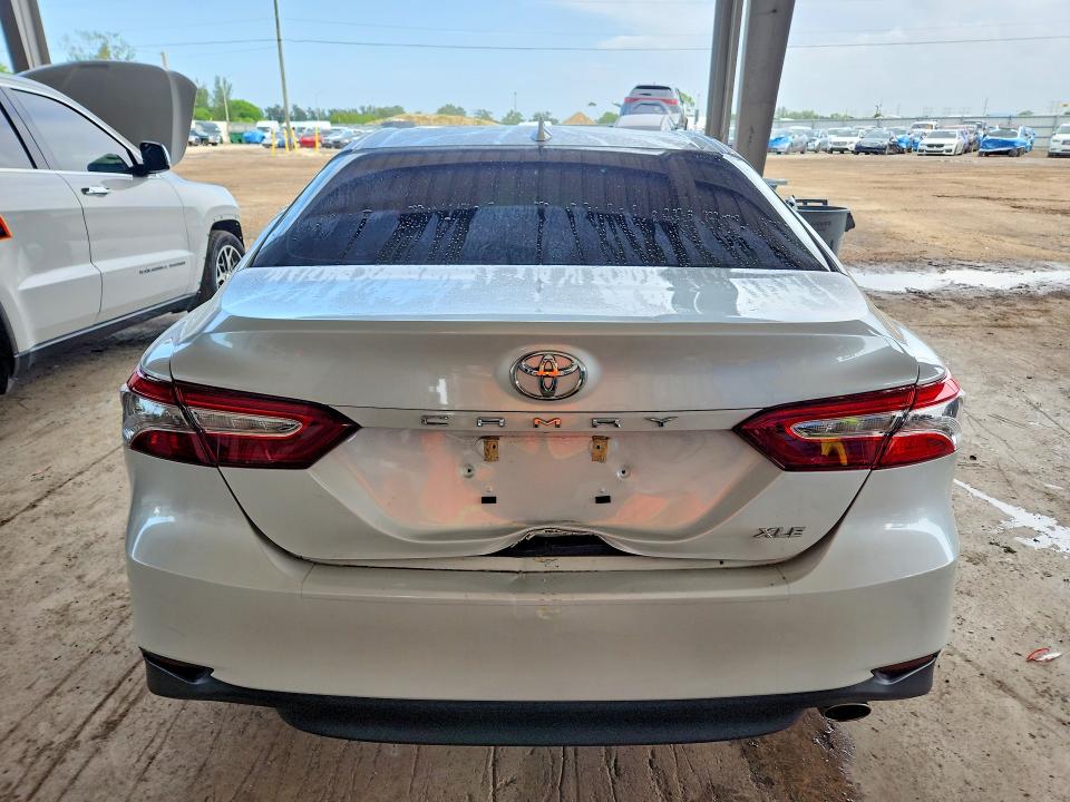 Продаж на аукціоні авто 2020 Toyota Camry, vin: 4T1F11AK9LU872554, номер лоту: 68736516