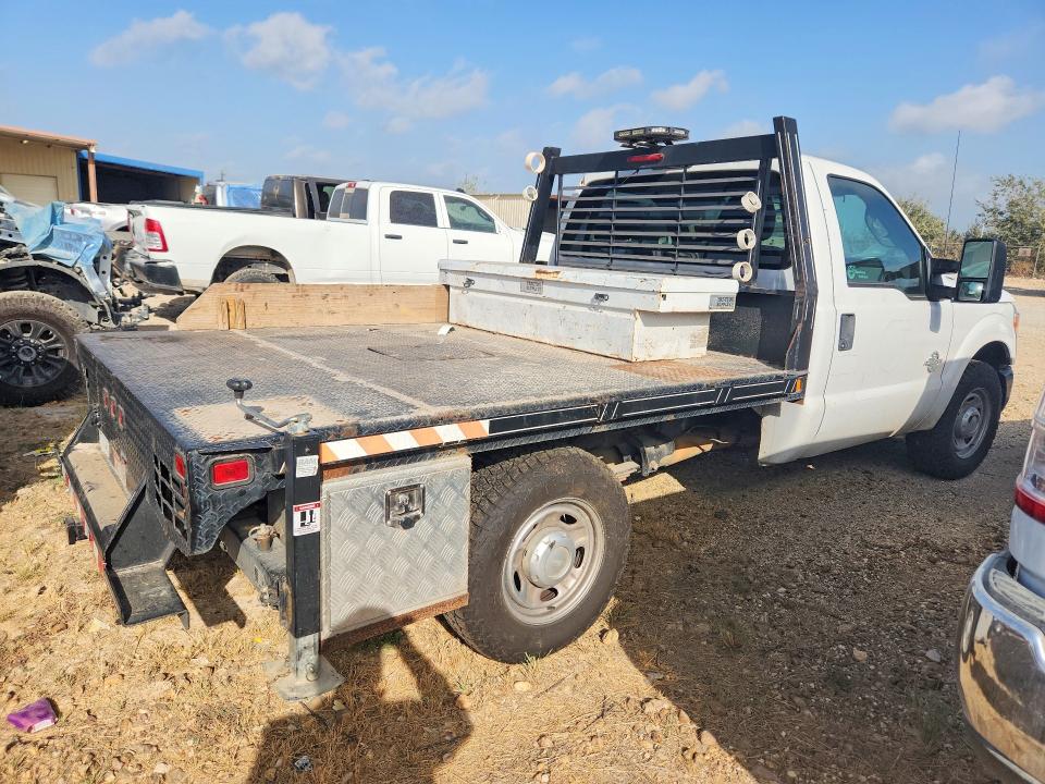 68257046 :رقم المزاد ، 1FTRF3ATXEEA98139 vin ، 2014 Ford F350 مزاد بيع