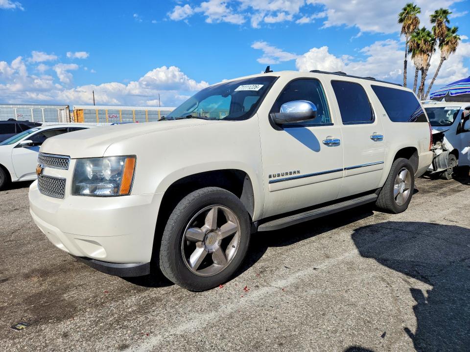 Auction sale of the 2014 Chevrolet Suburban, vin: 1GNSCKE09ER213527, lot number: 71111226