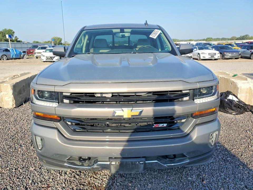 2017 Chevrolet Silverado მანქანა იყიდება აუქციონზე, vin: 3GCUKREC6HG216302, აუქციონის ნომერი: 67286076