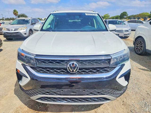 Продажа на аукционе авто 2022 Volkswagen Taos, vin: 3VVRX7B21NM008219, номер лота: 69229216