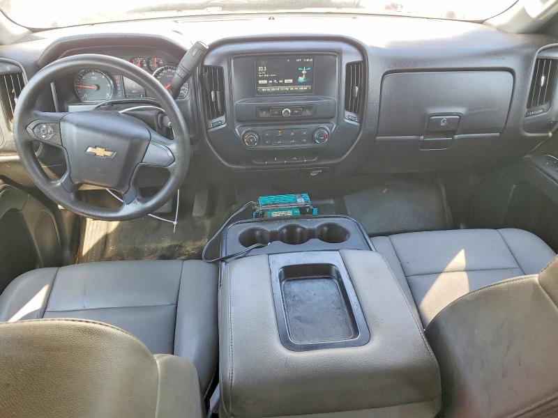 67975686 :رقم المزاد ، 1GC2CUEG0JZ261963 vin ، 2018 Chevrolet Silverado مزاد بيع