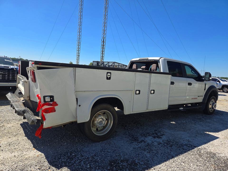 69613436 :رقم المزاد ، 1FD0W5HT1KEF23314 vin ، 2019 Ford F550 مزاد بيع