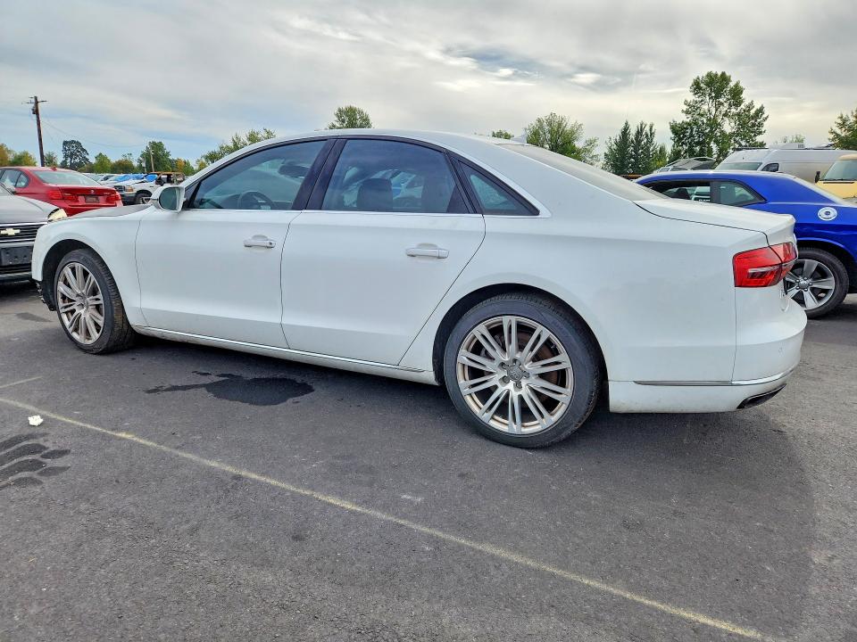 Продажа на аукционе авто 2015 Audi A8, vin: WAUJGAFD8FN019937, номер лота: 70530156