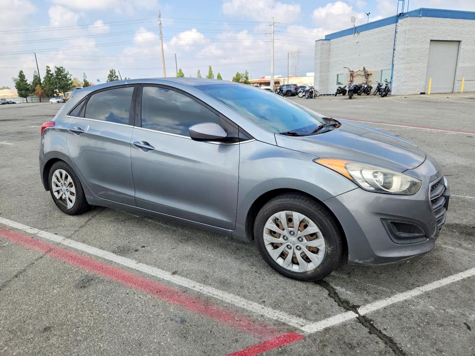 Aukcja sprzedaży 2017 Hyundai Elantra Gt, vin: KMHD35LHXHU360979, numer aukcji: 69798526