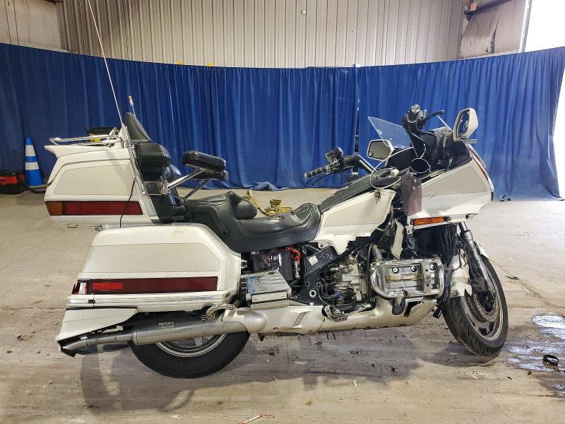 69739246 :رقم المزاد ، 1HFSC2236VA900881 vin ، 1997 Honda Gl1500 مزاد بيع
