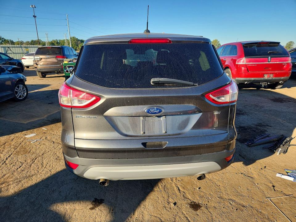 2016 Ford Escape მანქანა იყიდება აუქციონზე, vin: 1FMCU0G7XGUA51525, აუქციონის ნომერი: 70168376