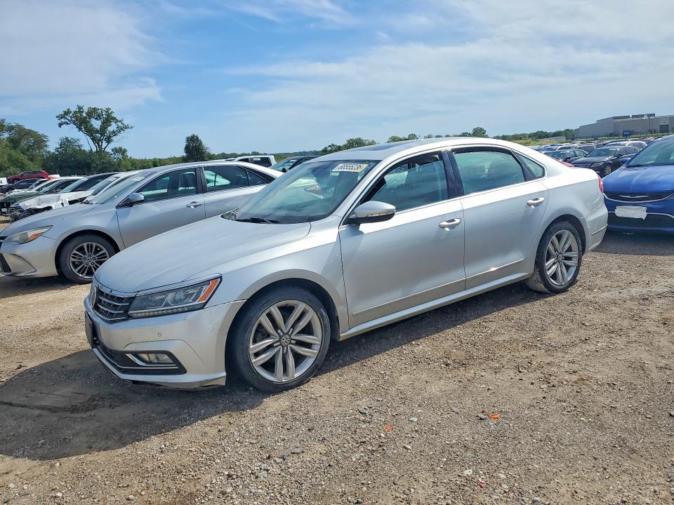 Продаж на аукціоні авто 2017 Volkswagen Passat, vin: 1VWGT7A30HC055093, номер лоту: 68555236