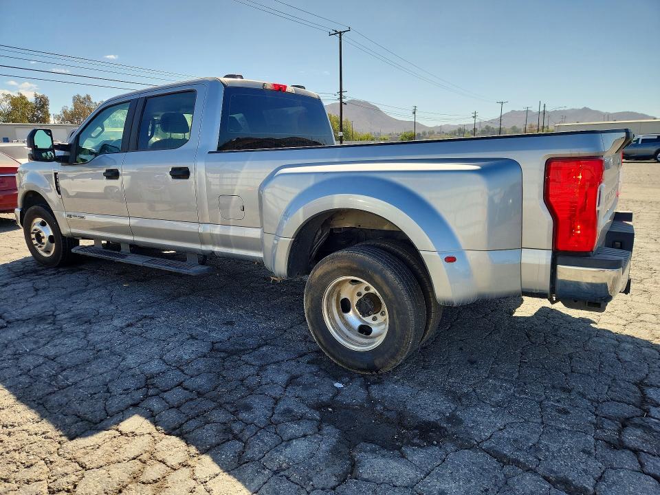 Продаж на аукціоні авто 2022 Ford F350, vin: 1FT8W3CT4NEE76917, номер лоту: 69458126