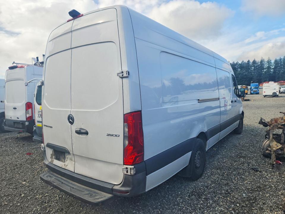 68105666 :رقم المزاد ، W1Y4NDHY3PT133876 vin ، 2023 Mercedes-benz Sprinter مزاد بيع
