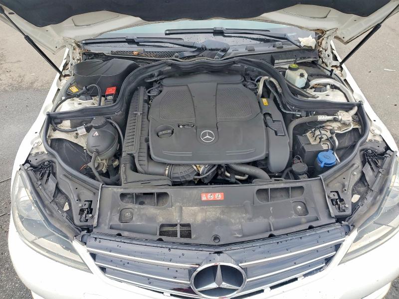 Продажа на аукционе авто 2014 Mercedes-benz C, vin: WDDGF8ABXEG244982, номер лота: 66634476