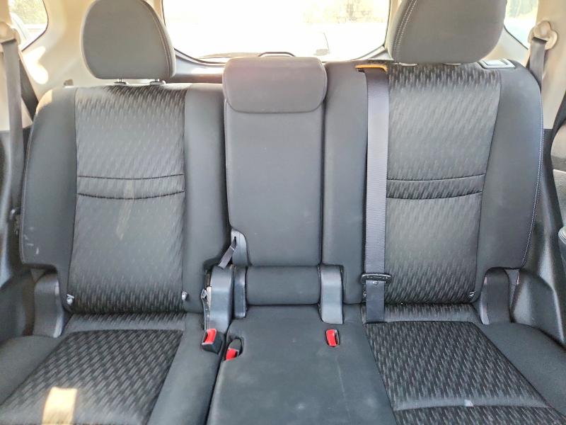68563416 :رقم المزاد ، KNMAT2MV3HP535811 vin ، 2017 Nissan Rogue مزاد بيع