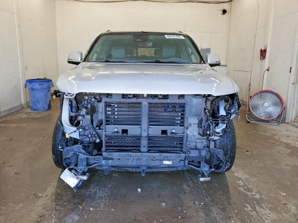 Продажа на аукционе авто 2022 Jeep Grand Wagoneer, vin: 1C4SJVGJ2NS154304, номер лота: 68767406