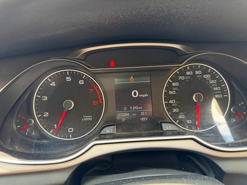 68391106 :رقم المزاد ، WAUAFAFL6EN044909 vin ، 2014 Audi A4 مزاد بيع