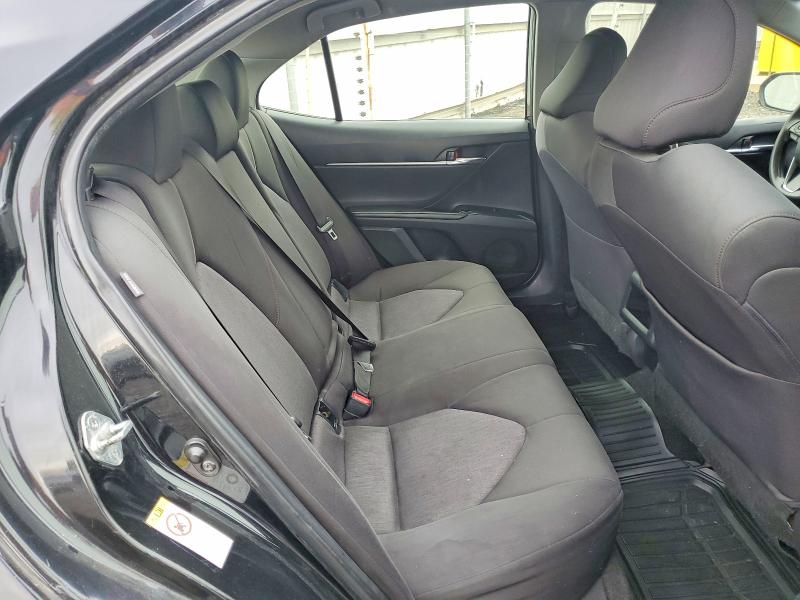 70185966 :رقم المزاد ، JTNB11HKXJ3013917 vin ، 2018 Toyota Camry مزاد بيع