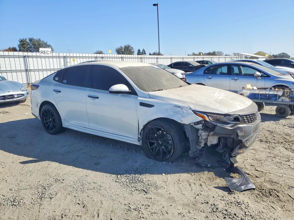 2019 Kia Optima მანქანა იყიდება აუქციონზე, vin: 5XXGT4L34KG344371, აუქციონის ნომერი: 70297326